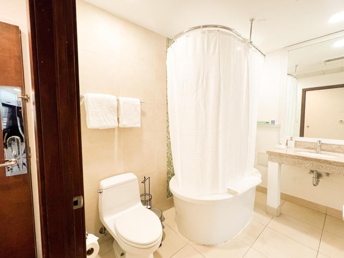 Rooftop-Pool Suite With King Bed In Ocean Dr C303 Маямі-Біч Екстер'єр фото